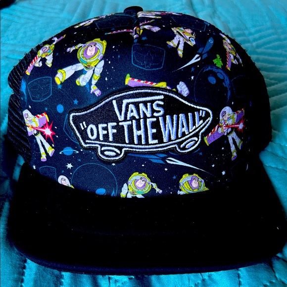 Vans Adult Black and Multicolor Buzz Lightyear Hat - Picture 1 of 2